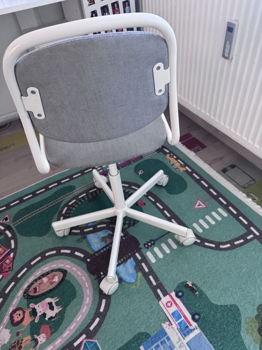 Scuan birou copii ikea