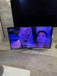 Tv. Smart Samsung curbat