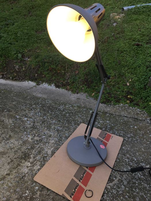 немска , разтегателна работна лампа "Nino"