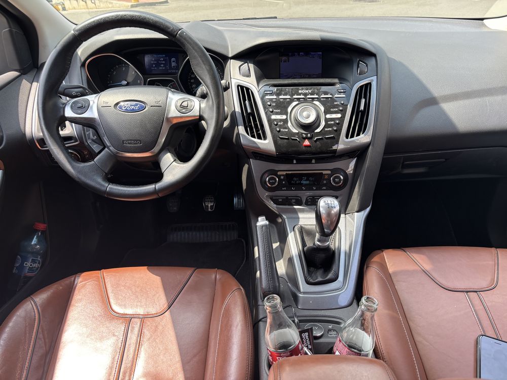 Ford Focus 1.6 diesel, 2014, FULL, Piele, Navi, parcheaza singura