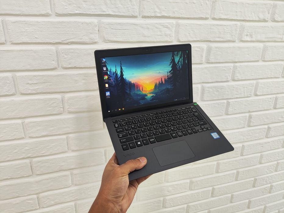 Sony Vaio S11 I5 6th 8/255Gb