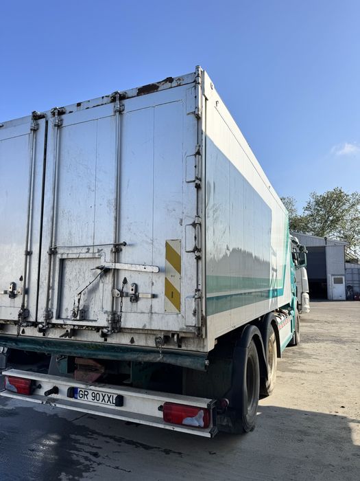 Scania camion basculabil
