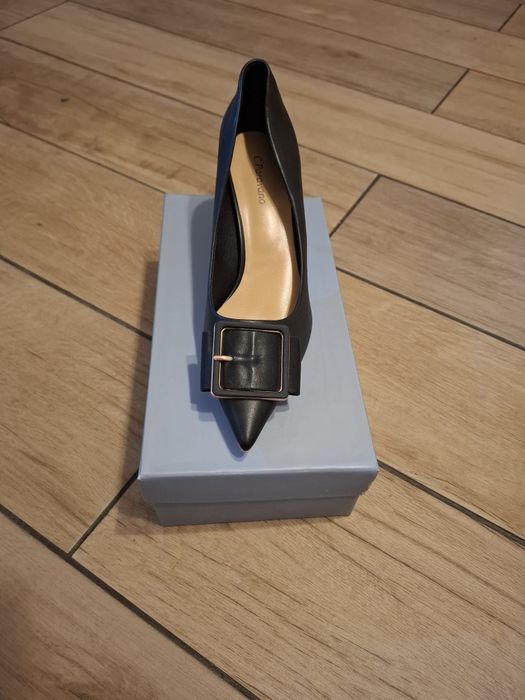 Pantofi negii si creme de  Dama