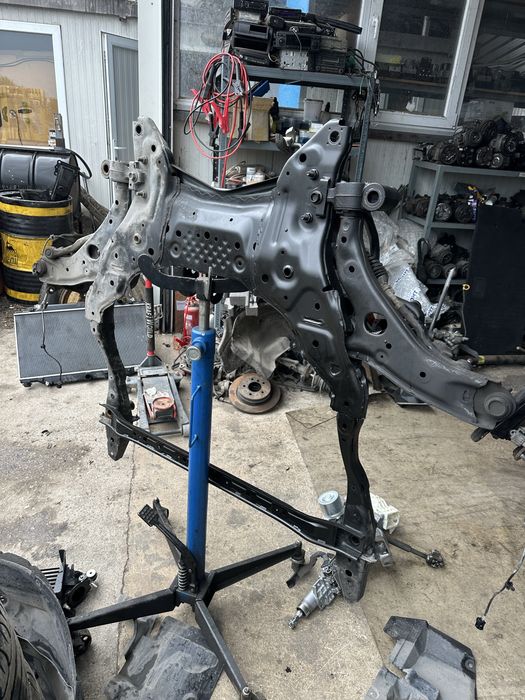 Преден мост/Магаре за Мазда 3 до 2016г.!