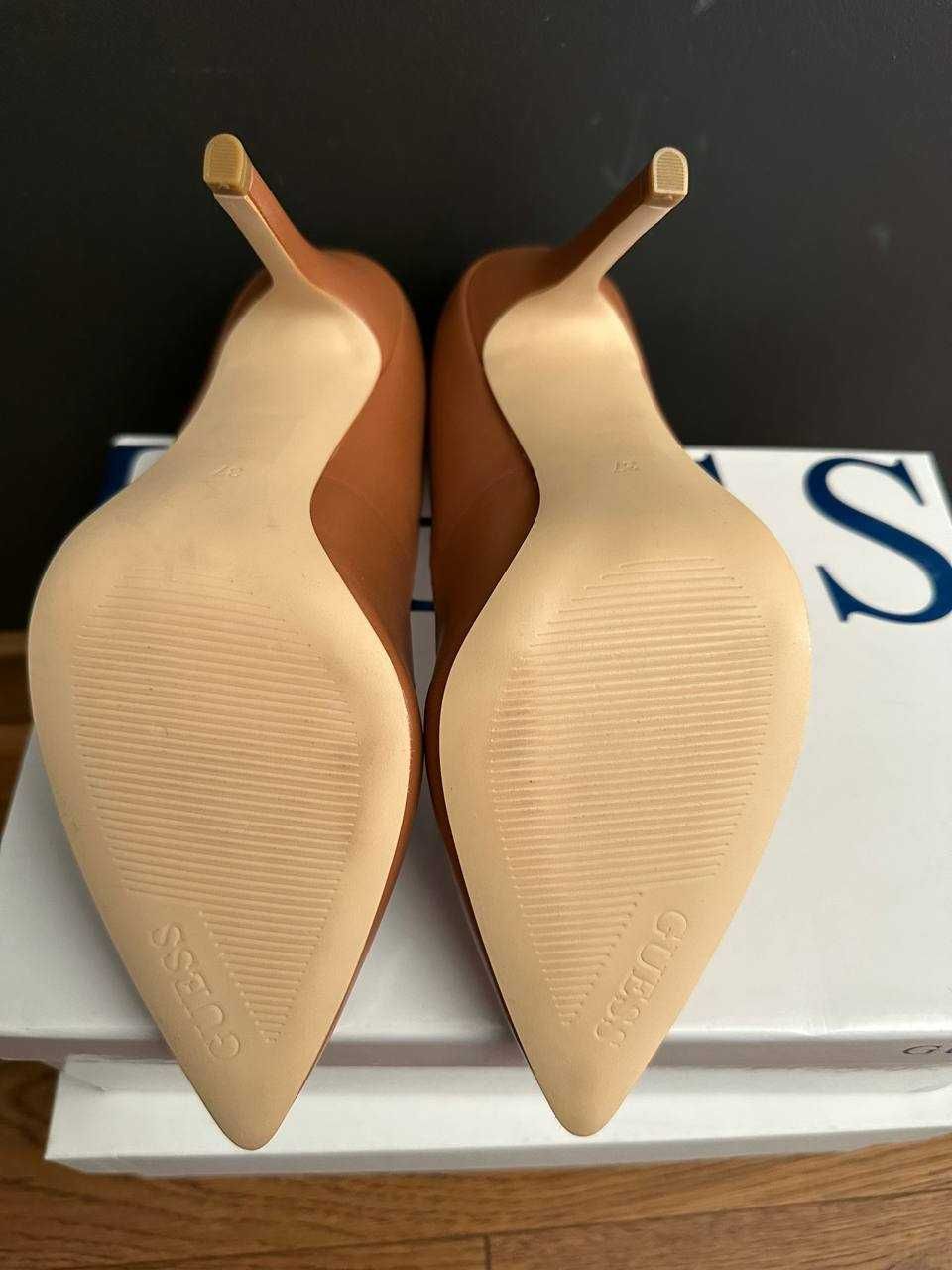 GUESS, нови, официални, дамски обувки от естествена кожа.