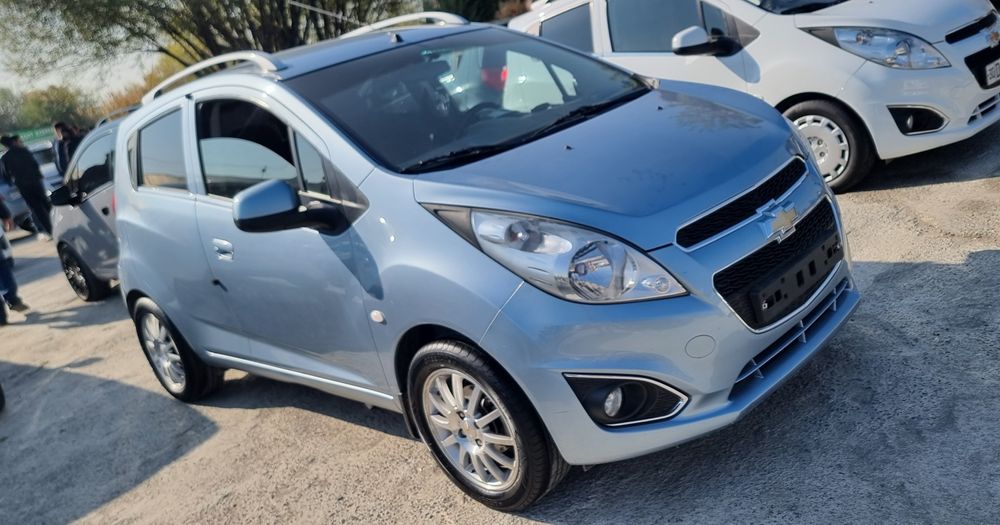 Spark 4-pozitsa Avtomat 2019-yil kraska radnoy 54ming probeg metan gaz