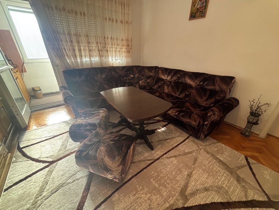 Продавам мебели за дома