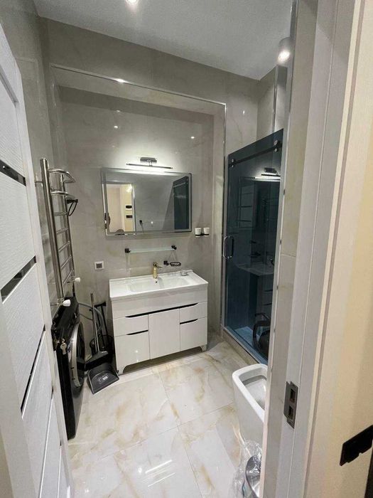 СРОЧНО СДАМ 2-Х ЖК: Казахстан, ор-р метро Минор (Р6)