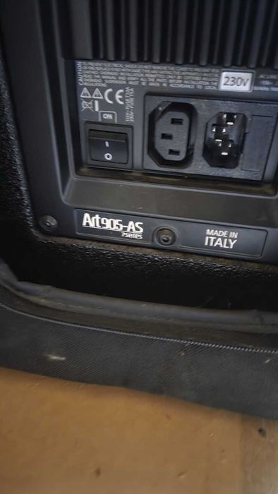 Bas activ RCF 905 AS