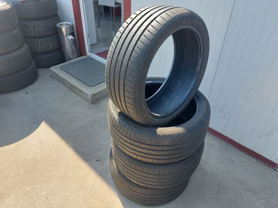 125 lei bucata! Set anvelope vara 225 40 18 Bridgestone dot 2020