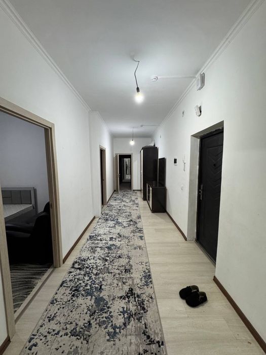 Срочно здаеться 3 комнатная квартира в аренду городе Чирчике новострое