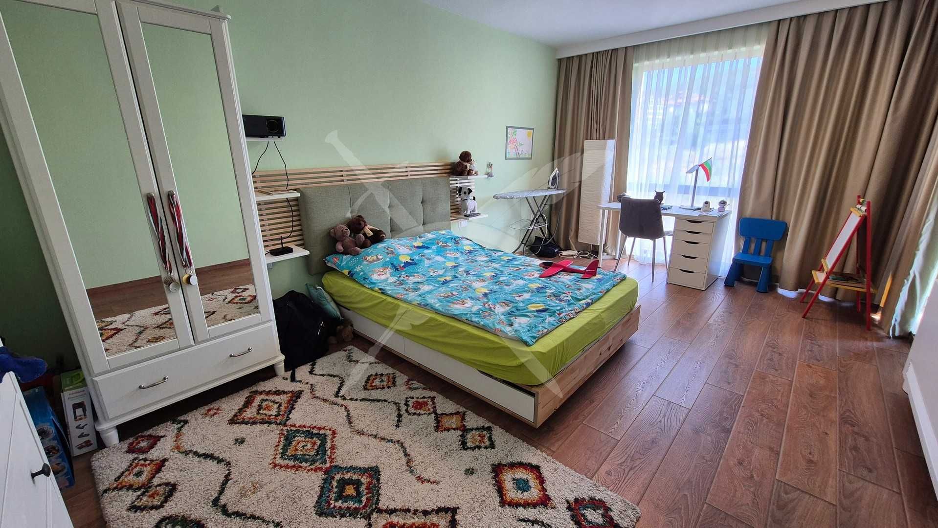 Тристаен апартамент в кв. Симеоново № 86717