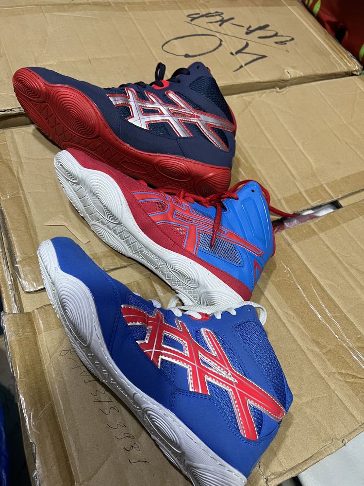 Борцовки Asics в наличии есть ДОСТАВКА PK по ГОРОДУ есть