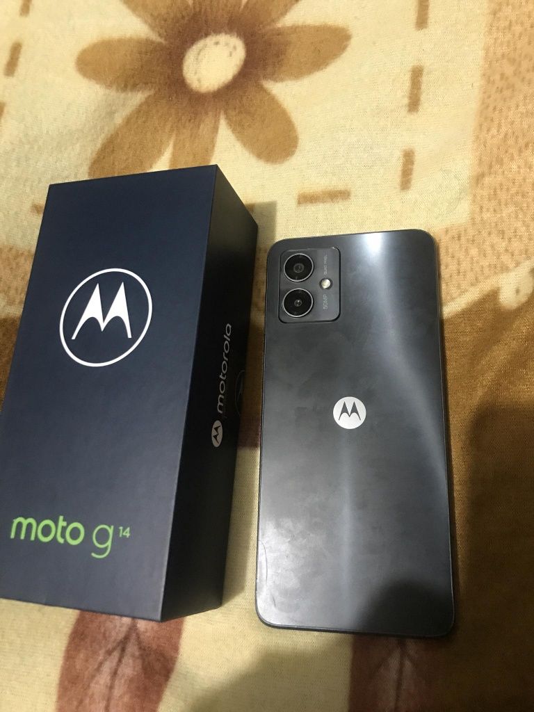 Schimb Motorola g14 de 128 GB și 4 GB RAM decodat loat din altex