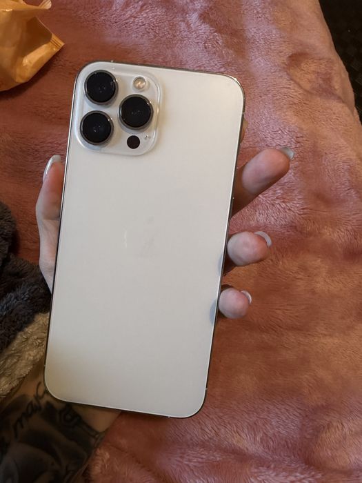 iPhone 13 pro max 128 GB