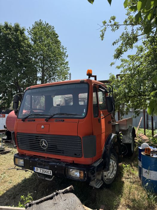 Mercedes-Benz 1213