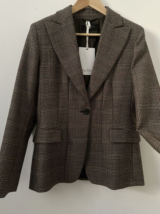 Weekend Maxmara sacou din lana prelucrat 1000 de lei