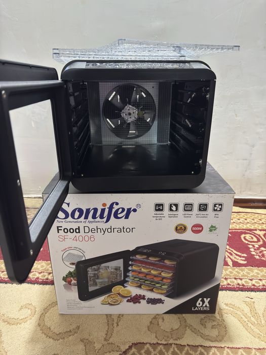 Сушилка для овощей и фруктов Sonifer SF-4006