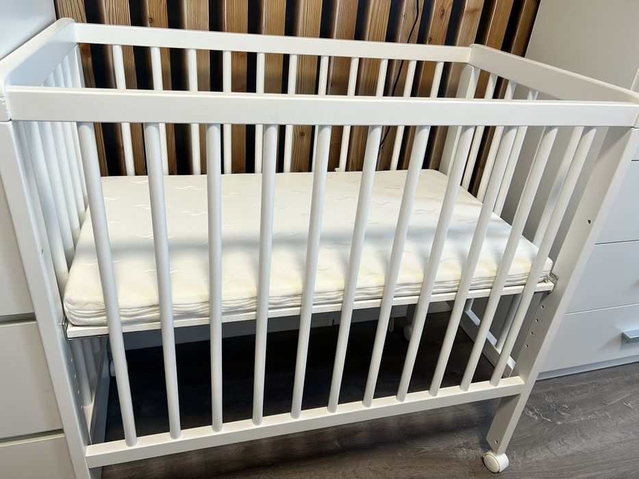 Бебешка кашара next to me