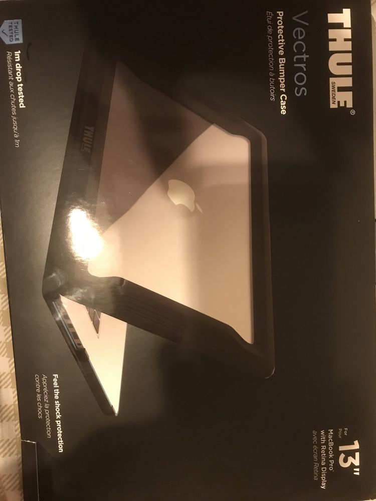 Carcasa laptop Thule Macbook pro 13”