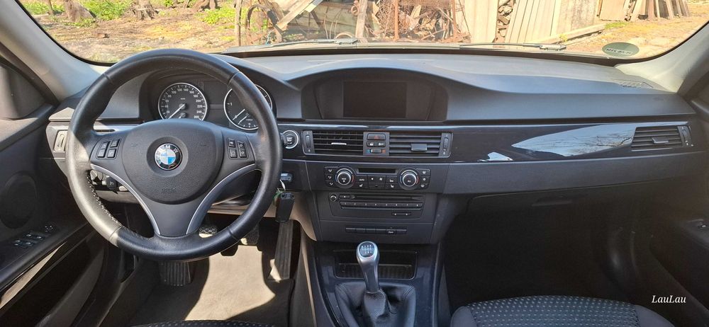 VAND BMW 318D 2013,adus  din  GERMANIA