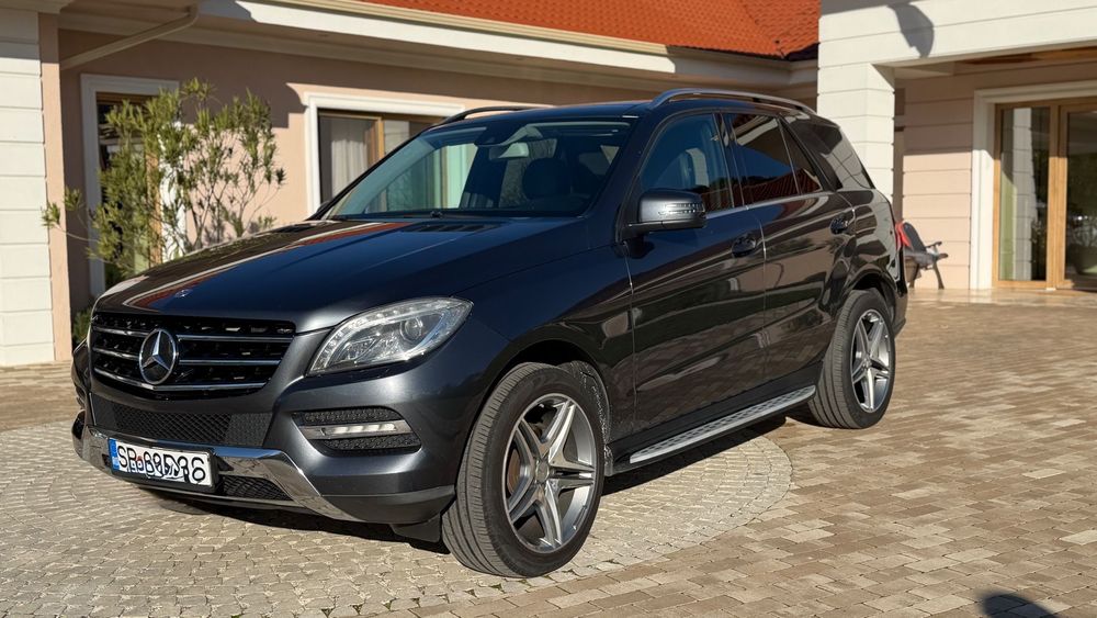 Mercedes-Benz ML Mașina personală, bine îngrijită