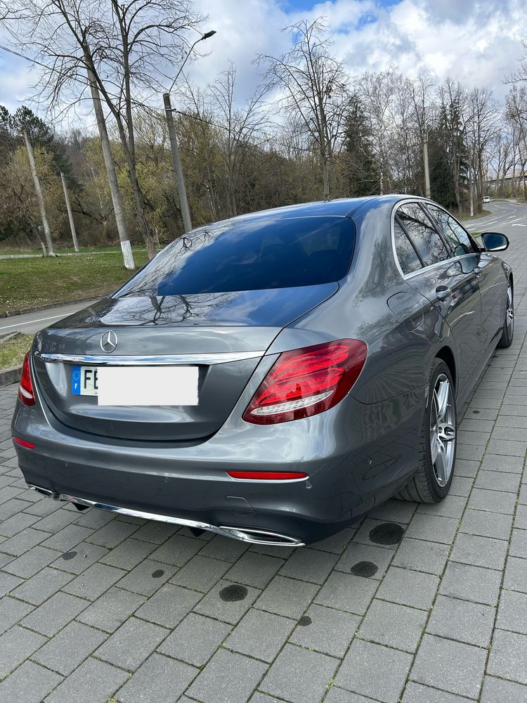 Mercedes-Benz E Class 220