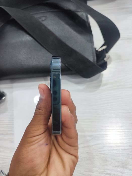 Iphone 12pro blue