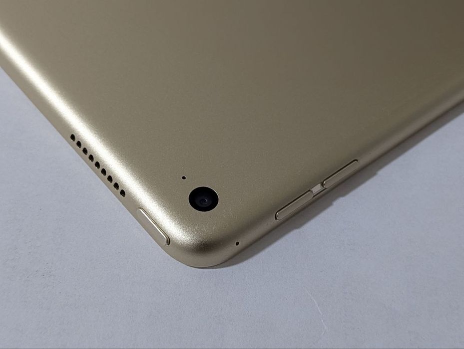 Apple iPad Pro (1st Gen) 12.9” WiFi 32GB