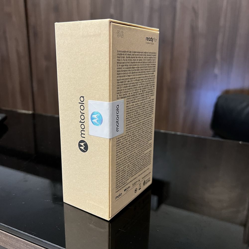 Нов!2г гаранция Motorola Thinkphone XT2309-2 5G Dual Sim 8GB RAM 256GB