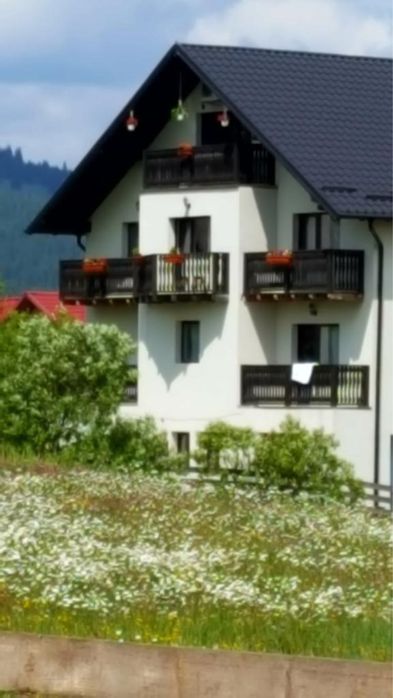 Casa de vacants Dar&And  cu 4 camere  duble si 4 csmerd triple