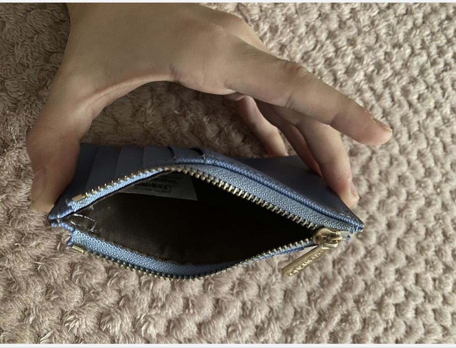 Портмонета и картхолдър