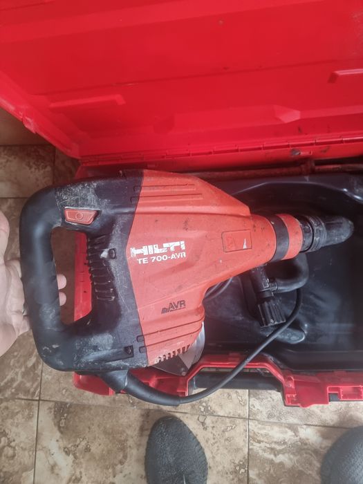 Demolator hilti te 700- avr