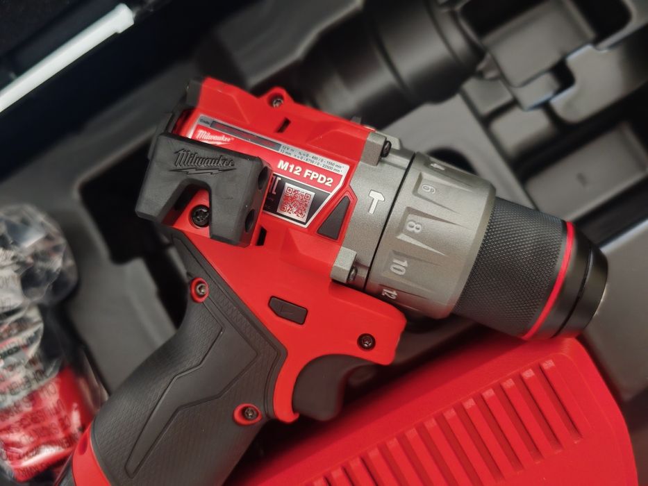 Milwaukee M12 FPD2-602x kit filetanta