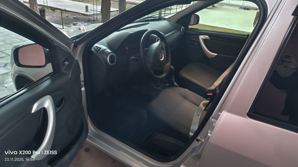 Ваз Lada Largus 2018 probeg 27000km