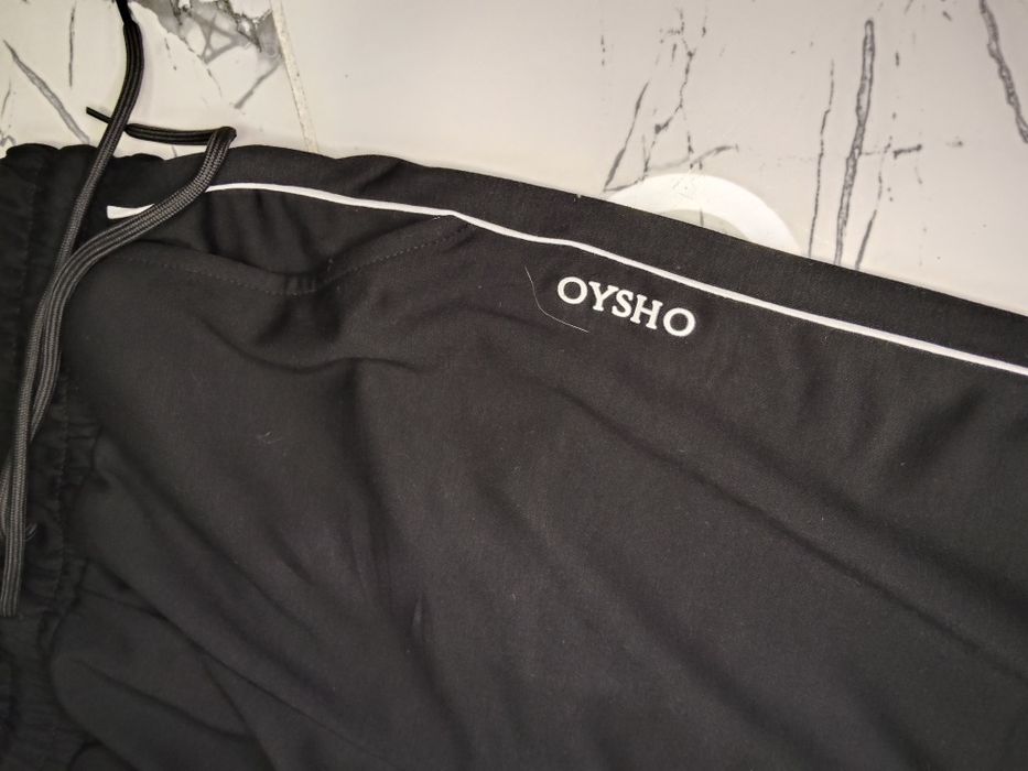 Pantaloni de damă Oysho