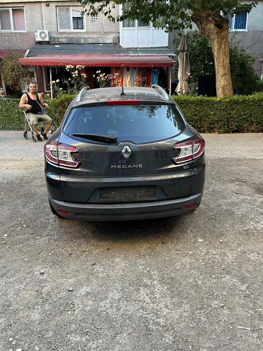 Vând Renault Megane An fabricație 2015 Germania, km235000 ,full option