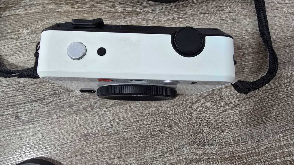 Моментен фотоапарат Leica - SOFORT 2, бял