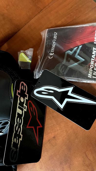 Чисто нови оригинални наколеки Alpinestars за мотокрос MTB с етикети
