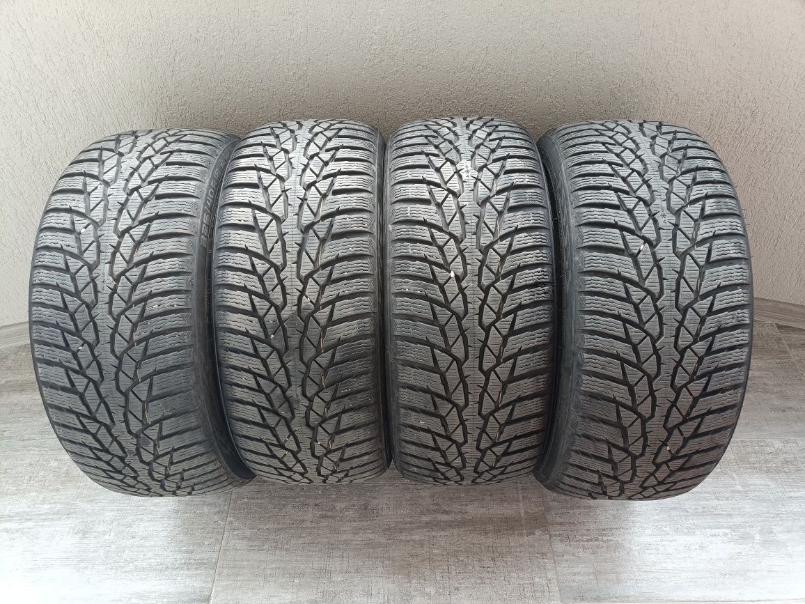 Anvelope Iarna Nokian WR D4 225 40 R18 92 V XL