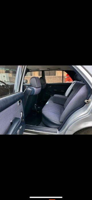 Mercedes W123 200 Benzină Automat