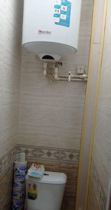 Срочно продаётся 3х-комнатная квартира  переделана на 4х