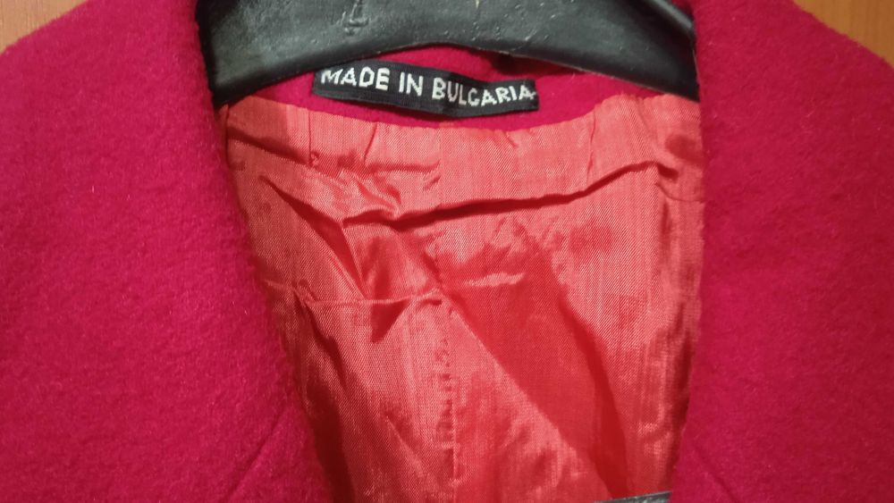 Дамско сако червено