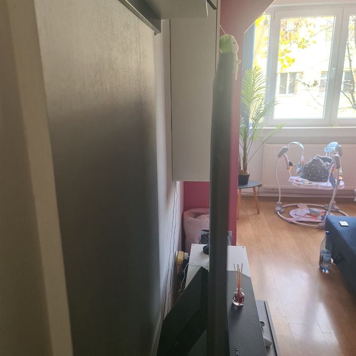 Vând televizor Premium Samsung S95C 77” – OLED 4K – ediție 2023