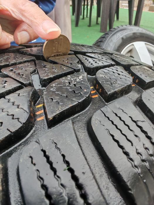 Jante DEZENT R16 cu anvelope iarna 205/60 R16