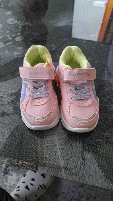 Светещи децки маратонки