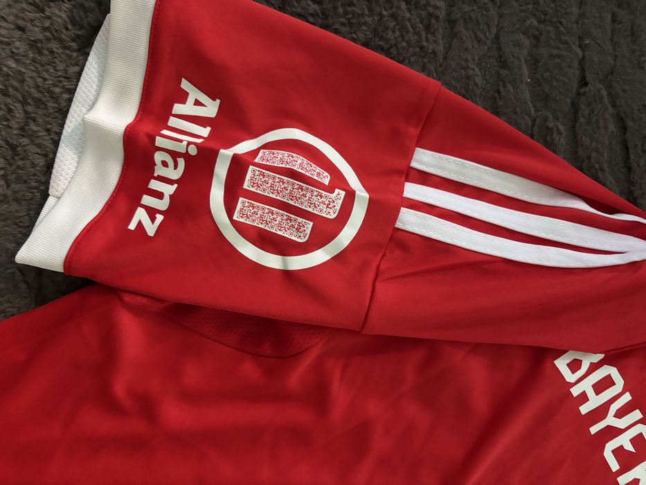 Set Bayern Munchen rosu