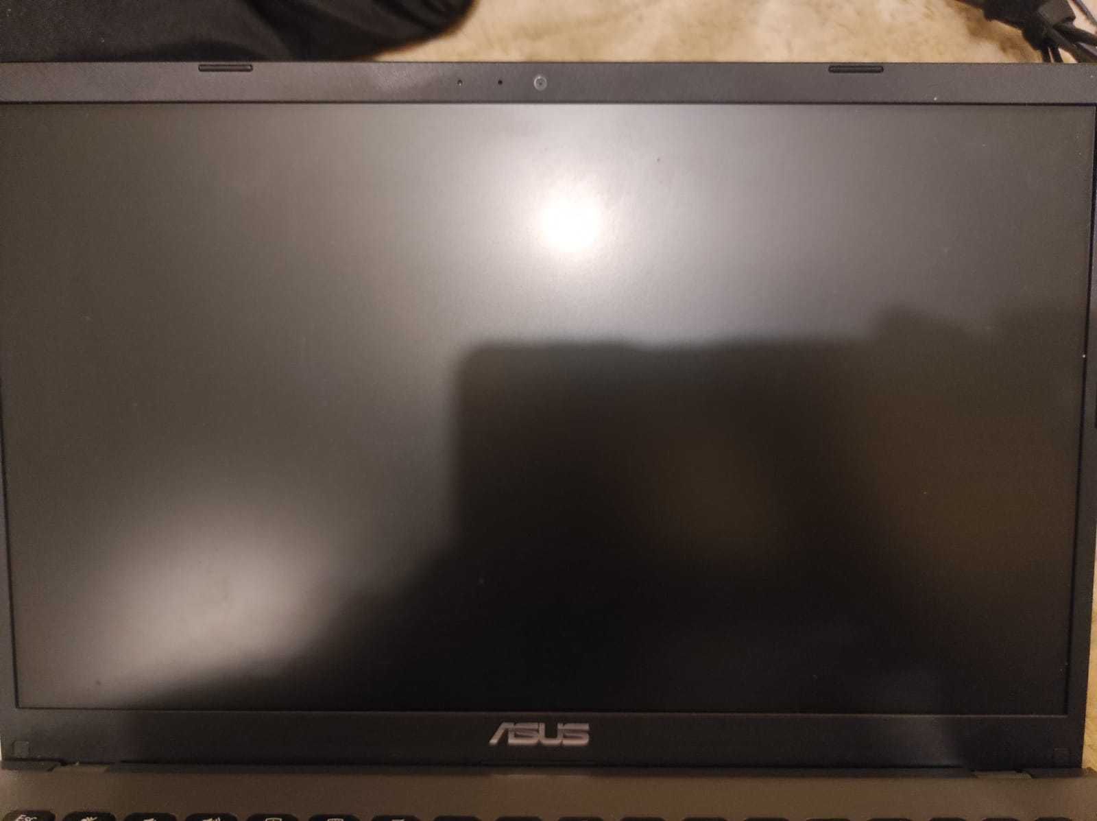 Vând Laptop Asus