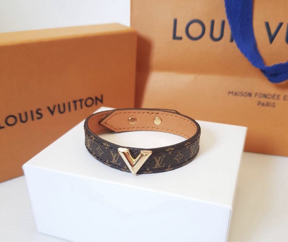Колиета и гривни “Louis Vuitton”  - 750 / 18K