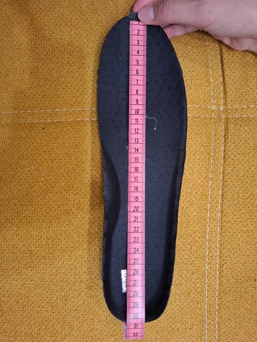 Продавам Нови обувки/маратонки, черни, номер 47